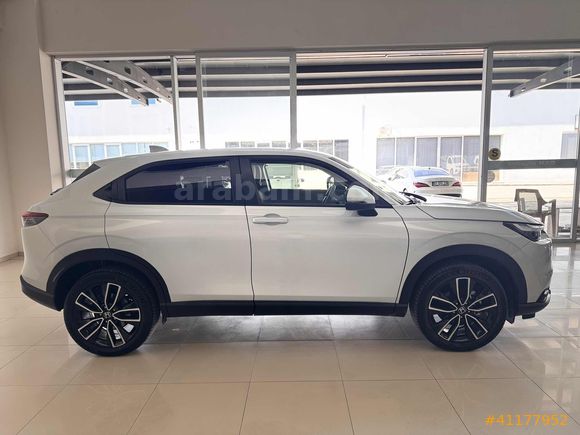 2024 HONDA HR-V 1.5 HİBRİT BOYASIZ
