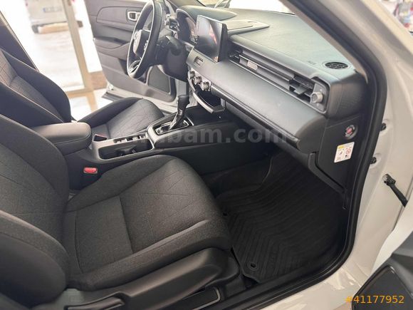 2024 HONDA HR-V 1.5 HİBRİT BOYASIZ