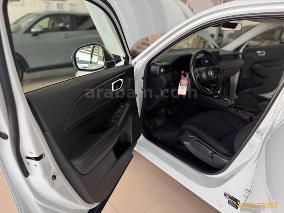 2024 HONDA HR-V 1.5 HİBRİT BOYASIZ