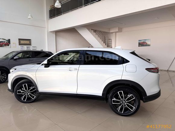 2024 HONDA HR-V 1.5 HİBRİT BOYASIZ