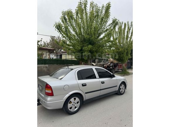 Galeriden Opel Astra 1.6 Comfort 2006 Model Afyonkarahisar
