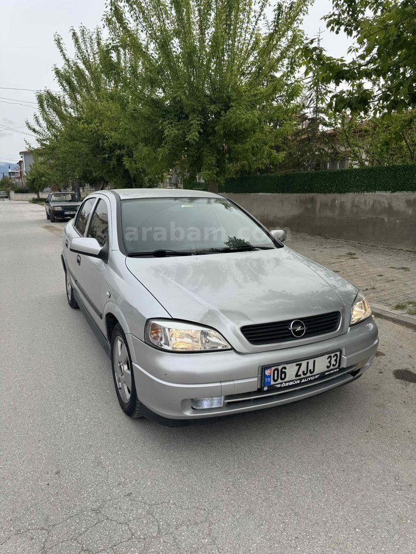 Galeriden Opel Astra 1.6 Comfort 2006 Model Afyonkarahisar 269.000 km Gri 2