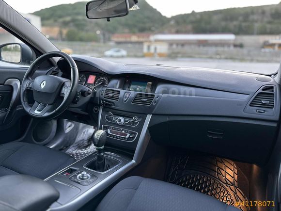 -MACCAR- EMSALSİZ DEĞİŞENSİZ TRAMERSİZ NAVİ+JOYİSTİK+KAT. AYNA