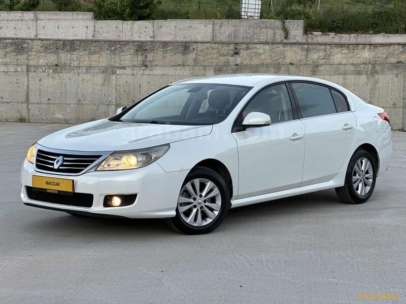 Galeriden Renault Latitude 1.5 dCi Expression 2012 Model Yozgat 219.000 km Beyaz
