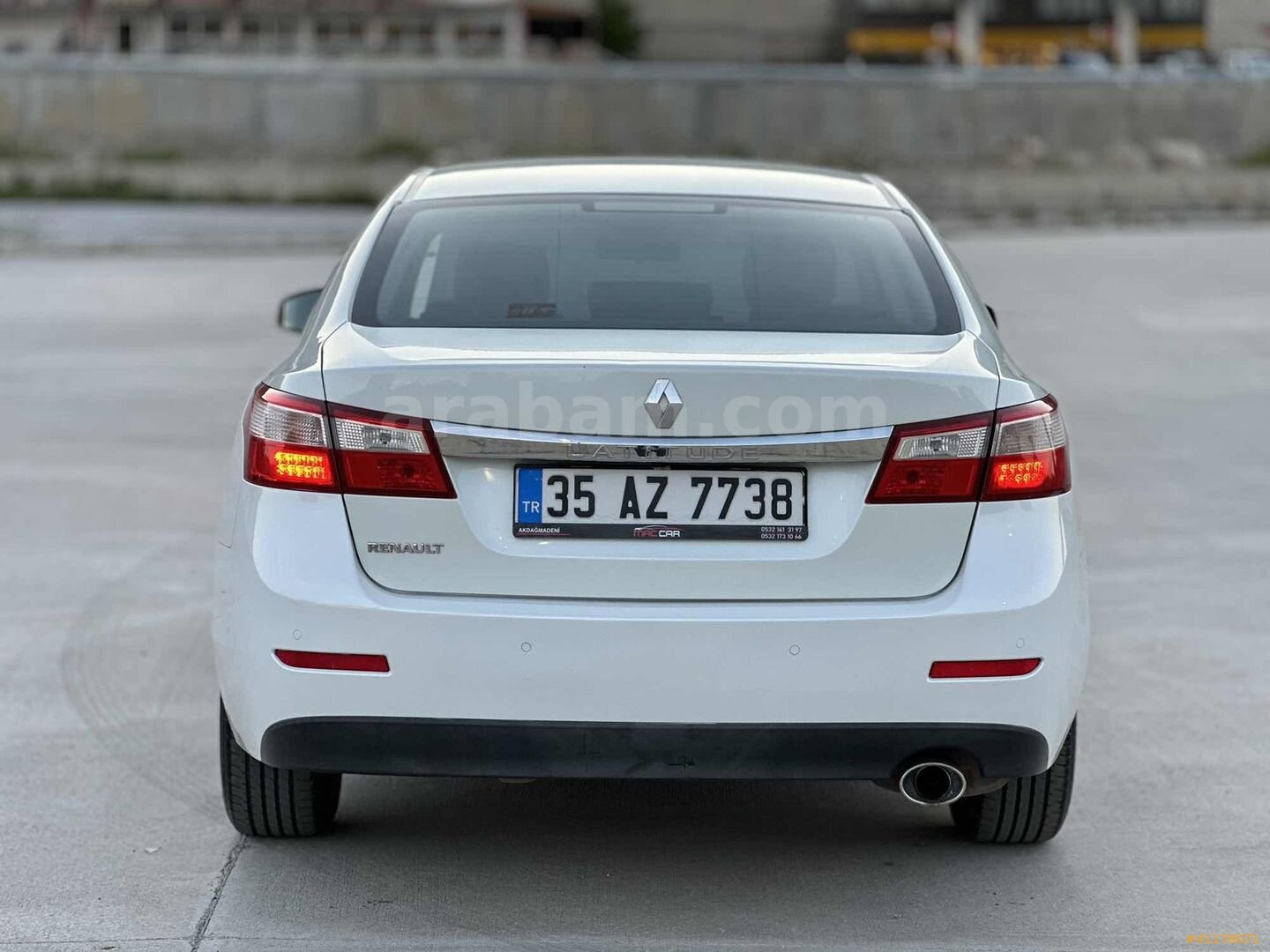 Galeriden Renault Latitude 1.5 dCi Expression 2012 Model Yozgat 219.000 km Beyaz 6
