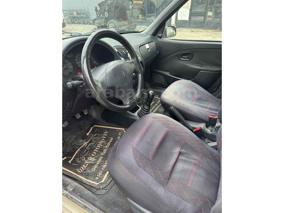 Galeriden Citroen Saxo 1.6 SX 1998 Model Afyonkarahisar