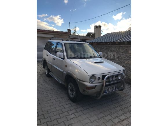 Avcıdan Nissan Terrano