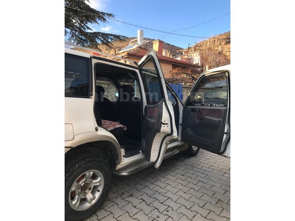Avcıdan Nissan Terrano