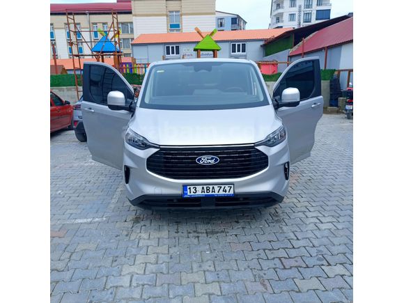 Sahibinden Ford Tourneo Custom 2.0 EcoBlue 320 S Upragade Deluxe 2024 Model