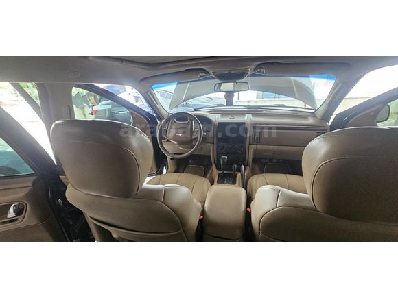 MEMURDAN BAKIMLI JEEP TAKAS OLABİLİR.