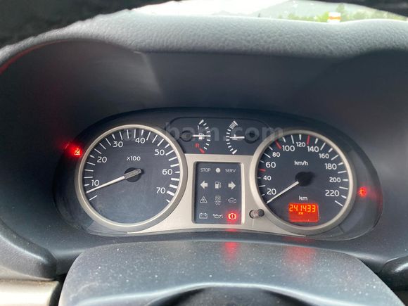 DÜŞÜK KM TERTEMİZ CLİO 2