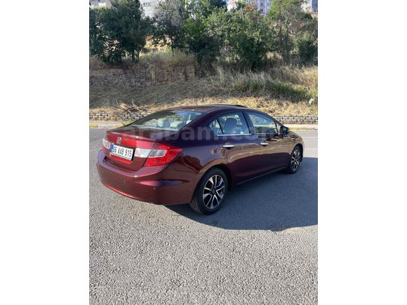 Sahibinden Honda Civic 1.6i VTEC Eco Elegance 2015 Model 