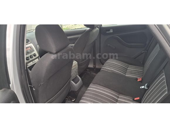 Sahibinden Ford Focus 1.6 Comfort 2010 Model