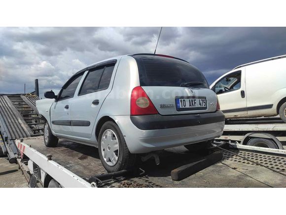 Sahibinden  EVVELİYATI DÜZGÜN BENZINLI DÜŞÜK KM 