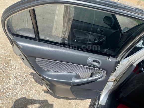 Sahibinden Honda Civic 1.4 i S 1998 Model 