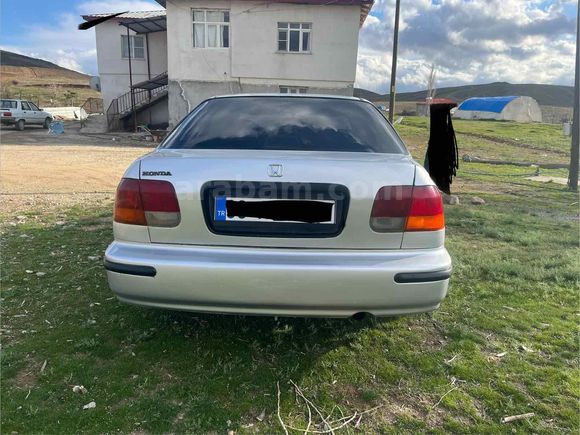 Sahibinden Honda Civic 1.4 i S 1998 Model 