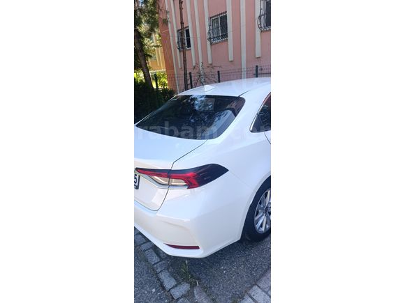 SAHİBİNDEN TEMİZ COROLLA