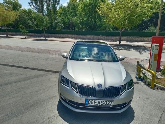 Sahibinden Skoda Octavia 1.4 TSI Style 2017 Model