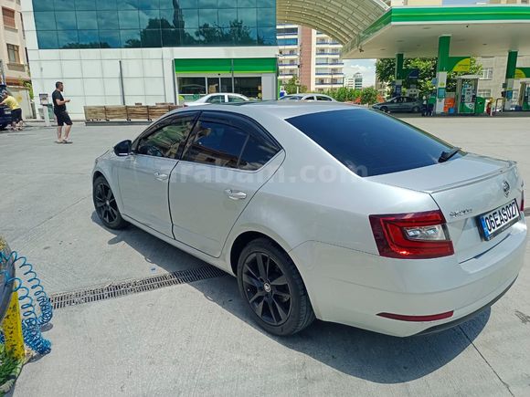 Sahibinden Skoda Octavia 1.4 TSI Style 2017 Model