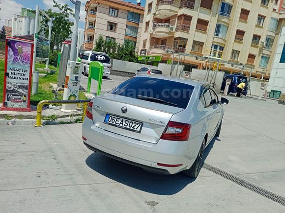 Sahibinden Skoda Octavia 1.4 TSI Style 2017 Model