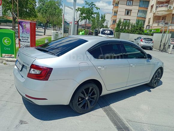 Sahibinden Skoda Octavia 1.4 TSI Style 2017 Model