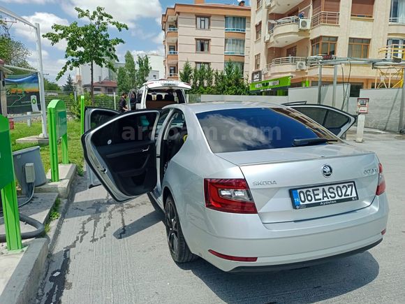 Sahibinden Skoda Octavia 1.4 TSI Style 2017 Model