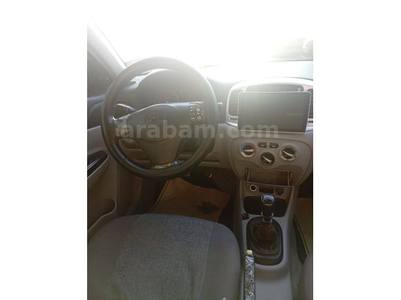 Sahibinden Hyundai Accent Era 1.6 Select 2009 Model