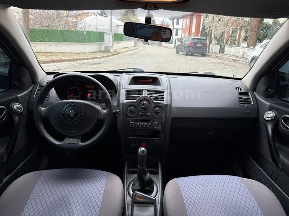 Sahibinden Renault Megane 1.6 Authentique 2004 Model