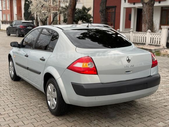 Sahibinden Renault Megane 1.6 Authentique 2004 Model