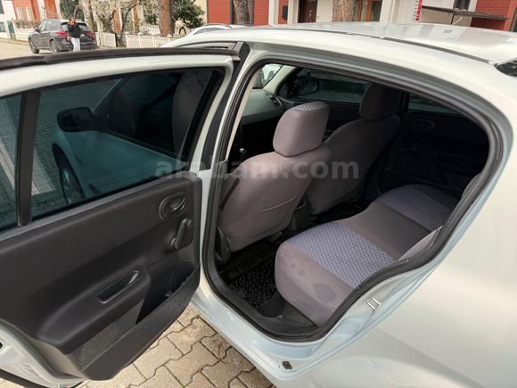 Sahibinden Renault Megane 1.6 Authentique 2004 Model
