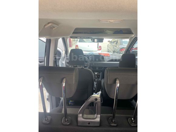 Sahibinden Ford Tourneo Courier 1.5 EcoBlue Deluxe 2024 Model 