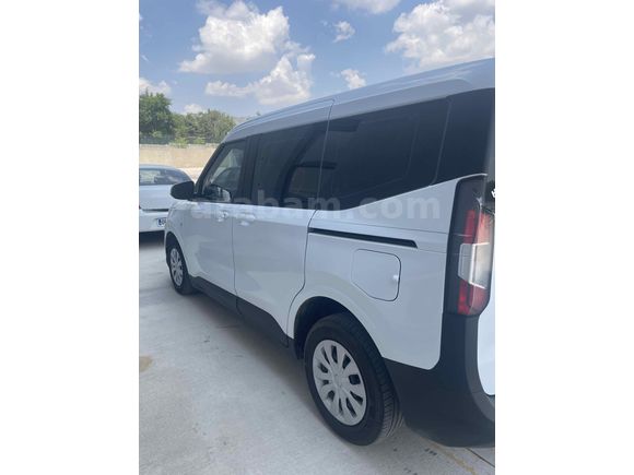 Sahibinden Ford Tourneo Courier 1.5 EcoBlue Deluxe 2024 Model 