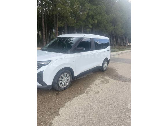 Sahibinden Ford Tourneo Courier 1.5 EcoBlue Deluxe 2024 Model 