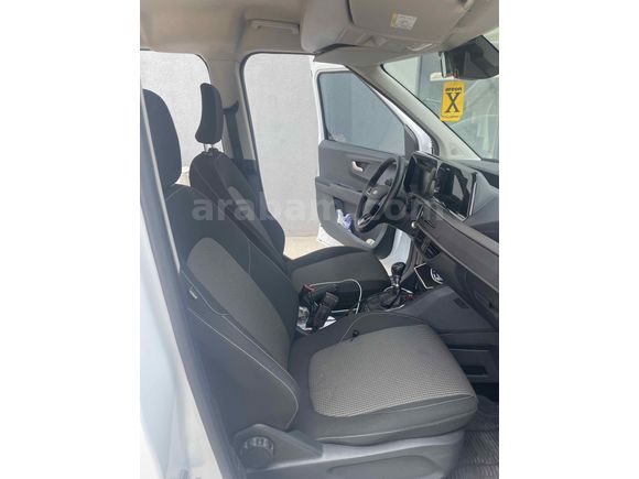 Sahibinden Ford Tourneo Courier 1.5 EcoBlue Deluxe 2024 Model 