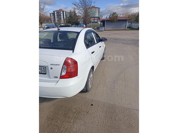 Sahibinden Hyundai Accent Era 1.5 CRDi Team 2010 Model