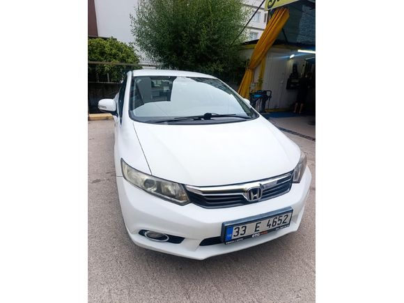 Sahibinden Honda Civic 1.6i VTEC Dream 2012 Model