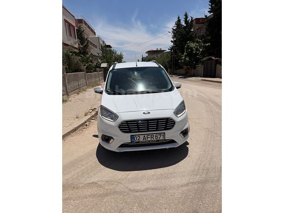 Sahibinden Ford Tourneo Courier 1.5 TDCi Titanium Plus 2019 Model 