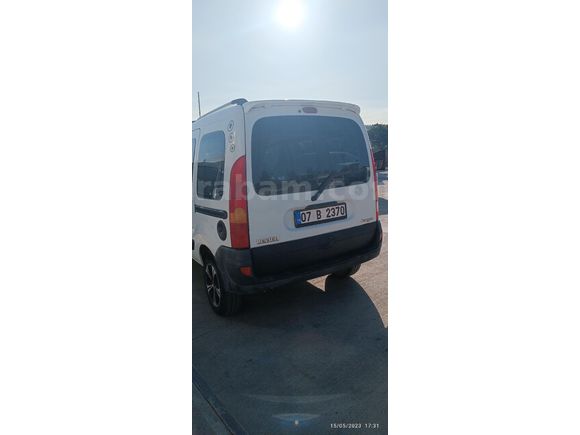 Sahibinden Renault Kangoo Multix 1.5 dCi Authentique 2006 Model  245.000 km Beyaz