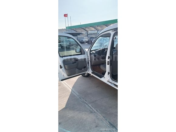 Sahibinden Renault Kangoo Multix 1.5 dCi Authentique 2006 Model  245.000 km Beyaz
