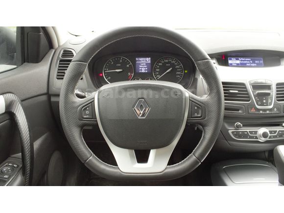 Sahibinden Renault Laguna 2.0 dCi Dynamique GT 2008 Model 