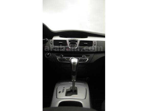 Sahibinden Renault Laguna 2.0 dCi Dynamique GT 2008 Model 