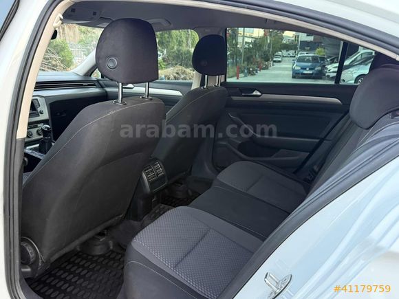 FIRSAT ARACI TERTEMİZ 207.000 KM PASSAT
