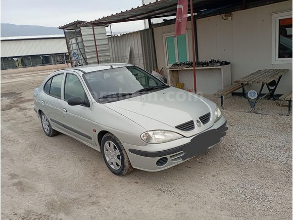 Megane 1.6 RTA 2000 Model benzin Lpg 8 valf