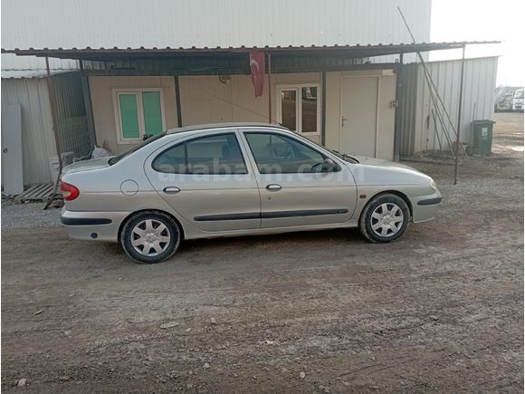 Megane 1.6 RTA 2000 Model benzin Lpg 8 valf