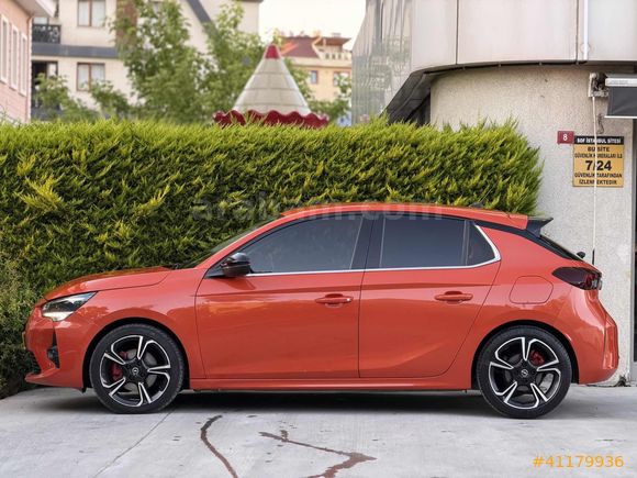 "NG AUTO" 2021 CORSA 1.2 T ULTİMATE DEĞİŞENSİZ 130 HP