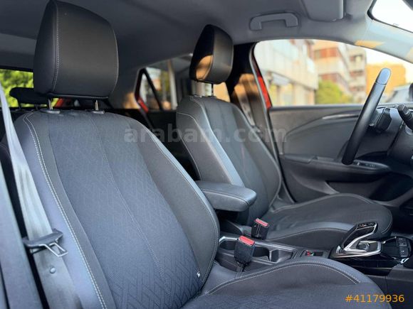 "NG AUTO" 2021 CORSA 1.2 T ULTİMATE DEĞİŞENSİZ 130 HP