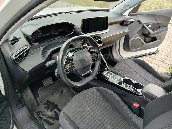 Sahibinden Peugeot 2008 1.5 BlueHDI Active Skypack 2022 Model 