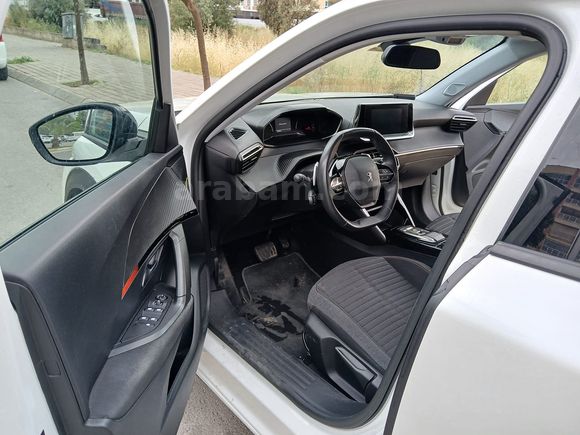 Sahibinden Peugeot 2008 1.5 BlueHDI Active Skypack 2022 Model 