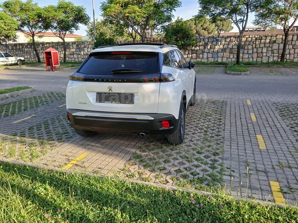 Sahibinden Peugeot 2008 1.5 BlueHDI Active Skypack 2022 Model 
