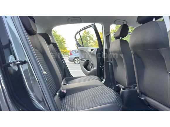  Opel Corsa 1.4 Essentia 31000 km kazasız